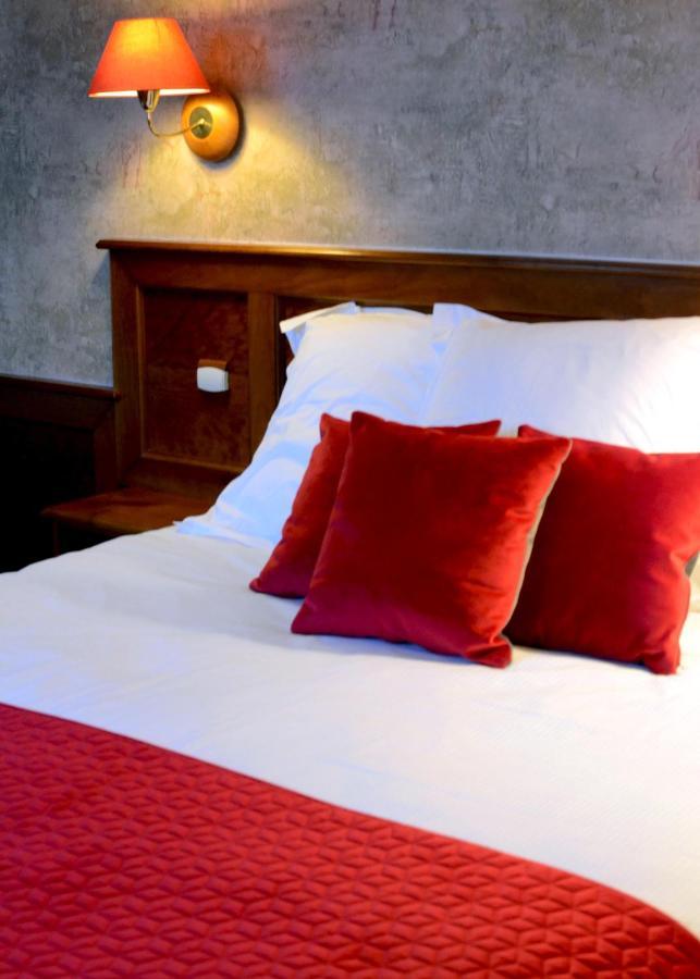 Coq Hotel Montreuil  Bagian luar foto