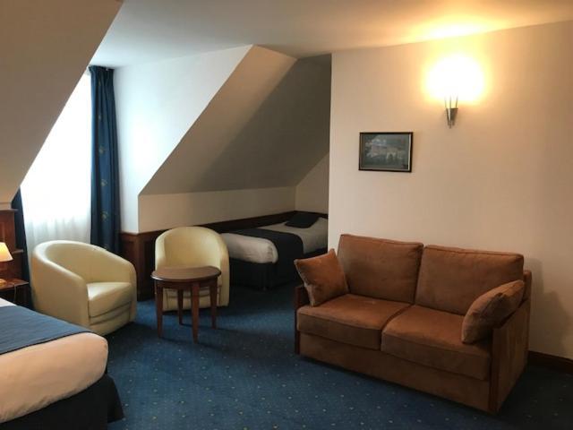 Coq Hotel Montreuil  Bagian luar foto